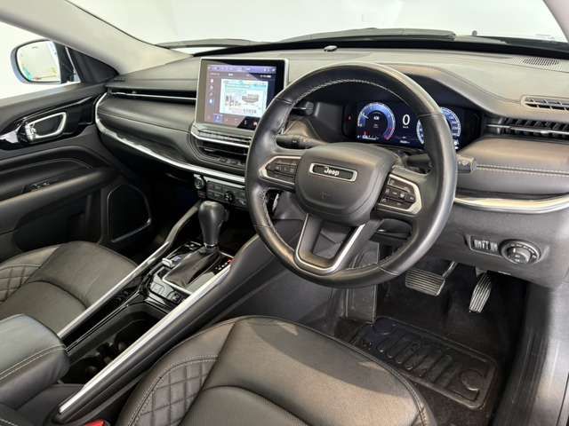 JEEP COMMANDER 2023 Image 31