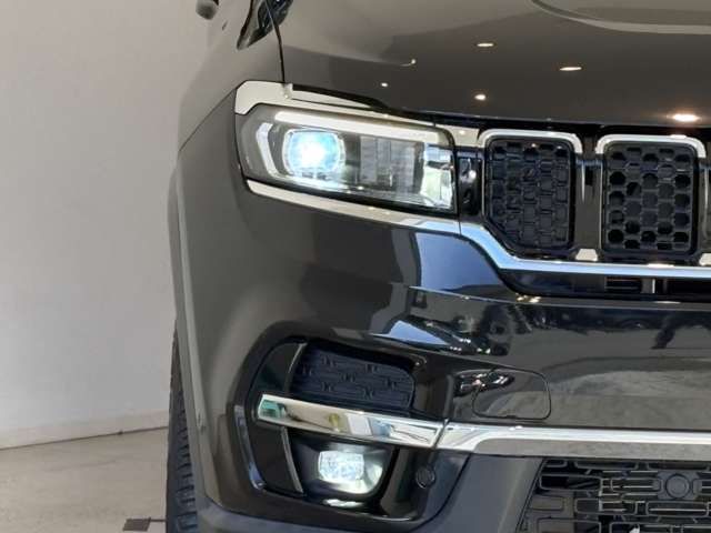 JEEP COMMANDER 2023 Image 31