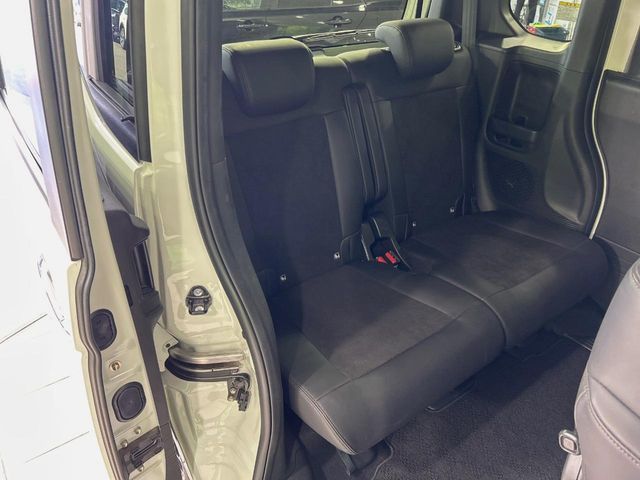 HONDA N BOX CUSTOM 2025 Image 31