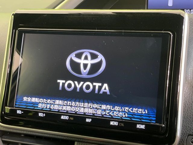 TOYOTA VOXY 2018 Image 31