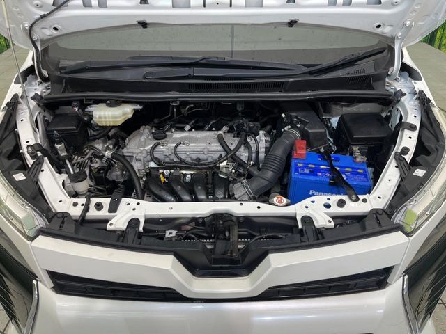 TOYOTA VOXY 2018 Image 31