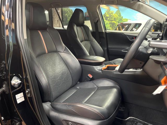 TOYOTA RAV4 HYBRID 4WD 2023 Image 31