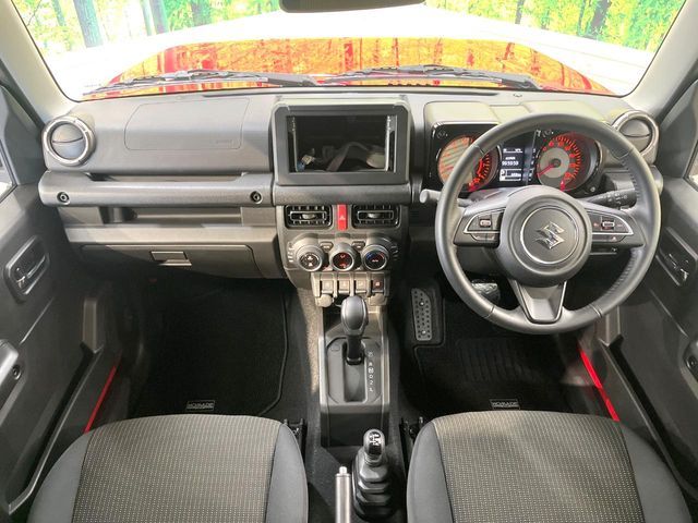 SUZUKI JIMNY NOMADE 2025 Image 31