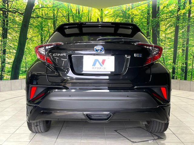 TOYOTA C-HR 2017 Image 31