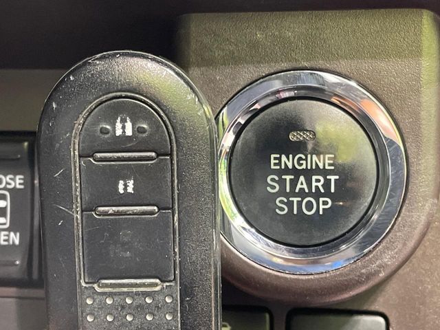 TOYOTA ROOMY 2017 Image 31