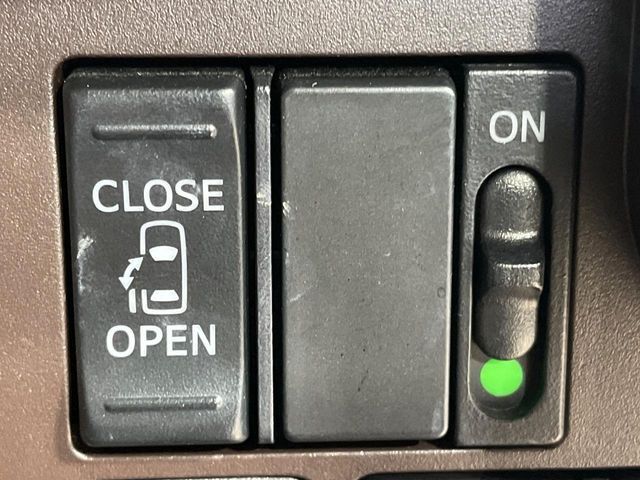 TOYOTA ROOMY 2017 Image 31