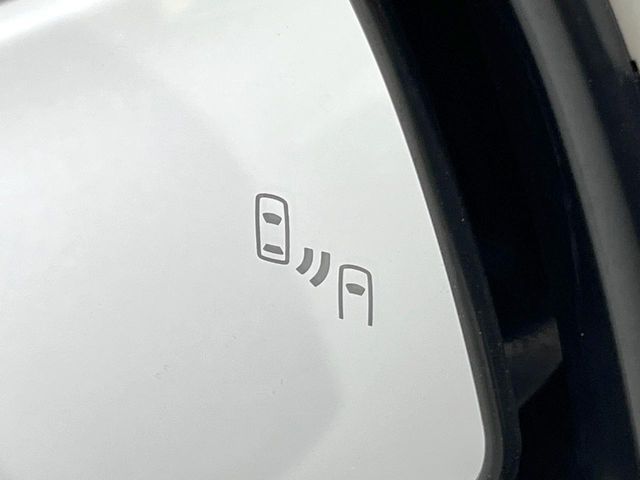 TOYOTA HARRIER 2WD 2023 Image 31