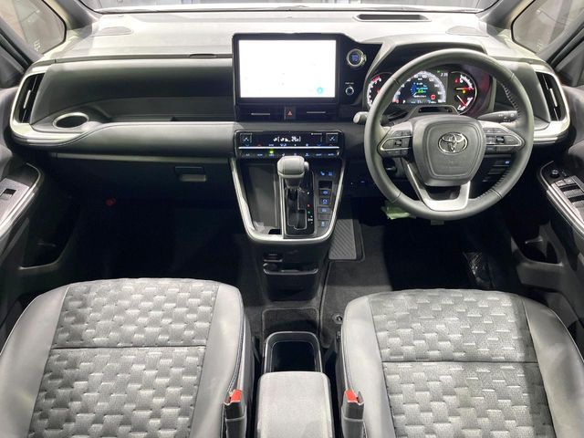 TOYOTA VOXY 2024 Image 31