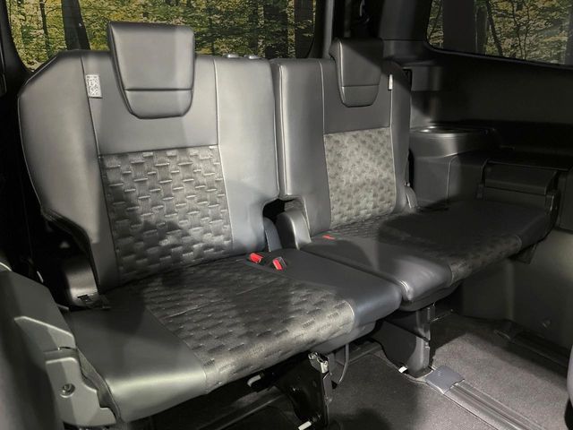 TOYOTA VOXY 2024 Image 31