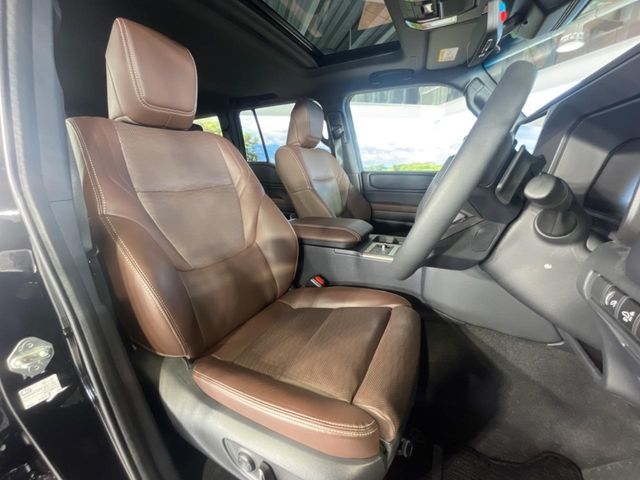 TOYOTA LANDCRUISER 250 2024 Image 31