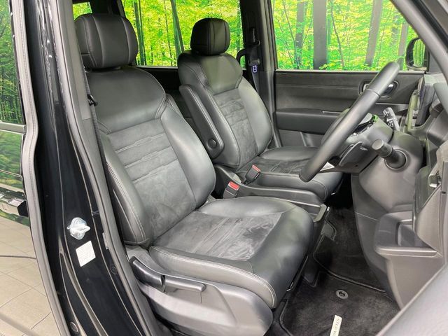 HONDA STEPWAGON E:HEV SPAD 2025 Image 31