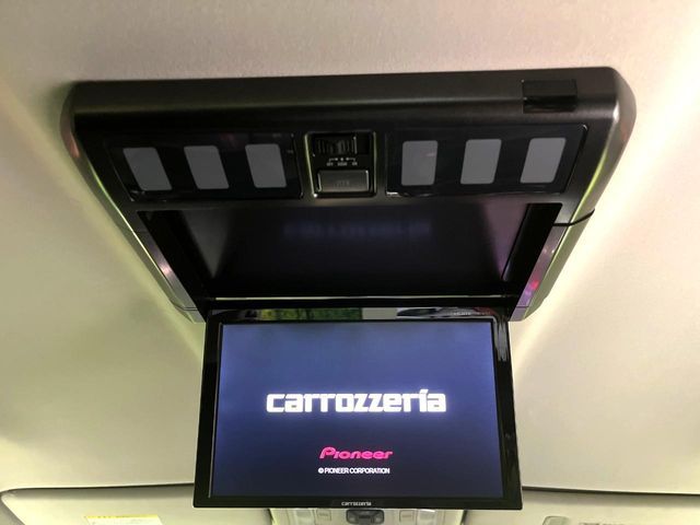 TOYOTA VELLFIRE 2013 Image 31