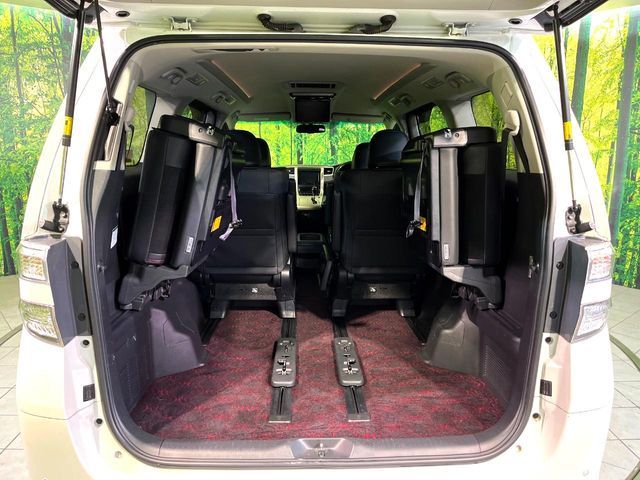 TOYOTA VELLFIRE 2013 Image 31