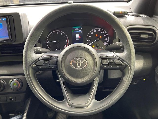 TOYOTA YARIS 2024 Image 31