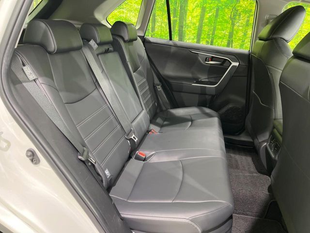 TOYOTA RAV4 HYBRID 4WD 2019 Image 31