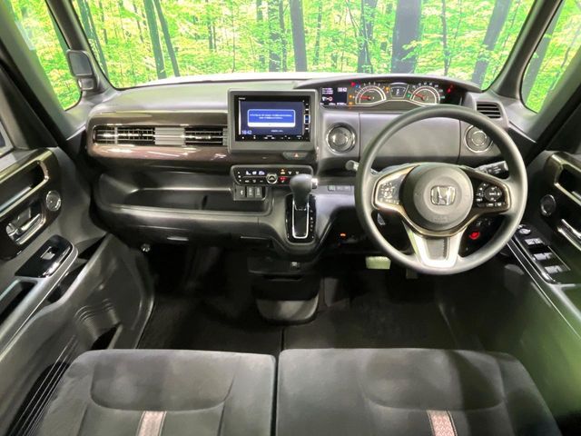 HONDA N BOX CUSTOM 2020 Image 31