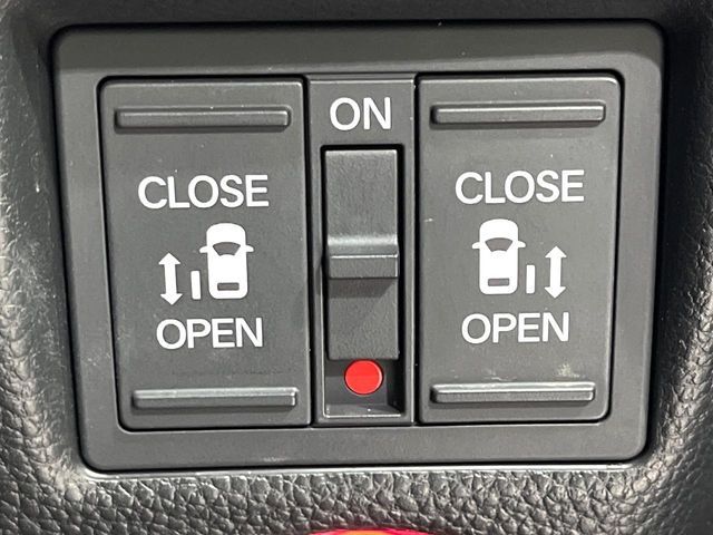 HONDA N BOX CUSTOM 2020 Image 31