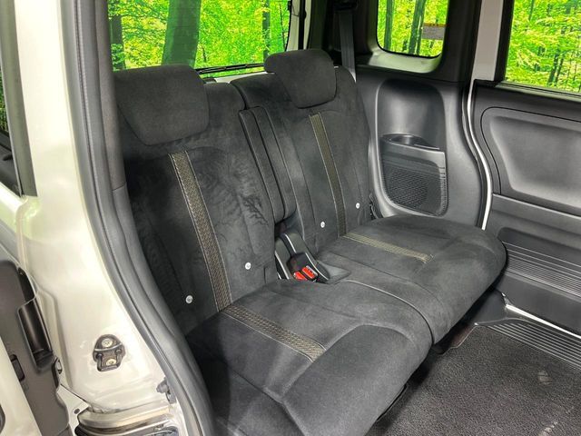 HONDA N BOX CUSTOM 2020 Image 31