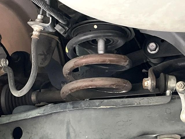 TOYOTA HARRIER 4WD 2017 Image 31