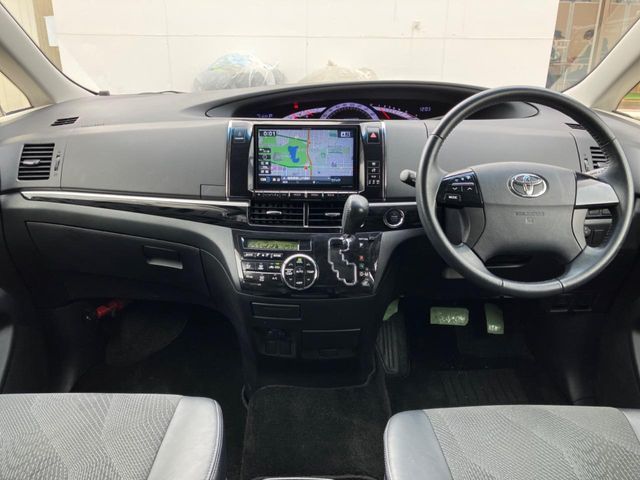 TOYOTA ESTIMA 2013 Image 31