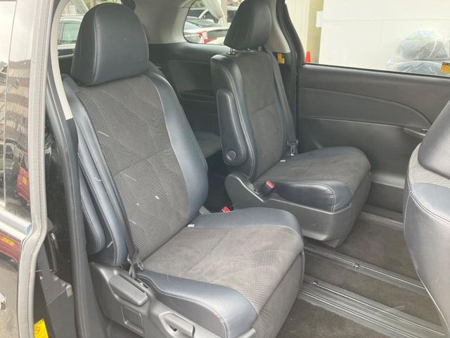 TOYOTA ESTIMA 2013 Image 31