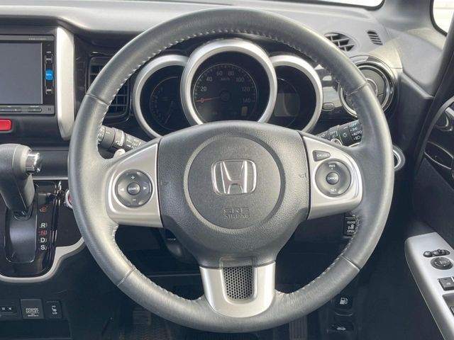 HONDA N BOX CUSTOM 2017 Image 31