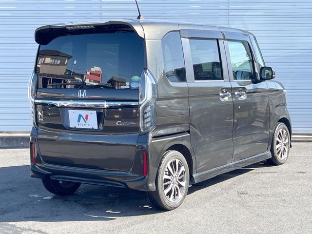 HONDA N BOX CUSTOM 2019 Image 31