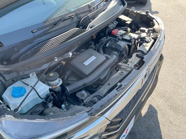 HONDA N BOX CUSTOM 2019 Image 31