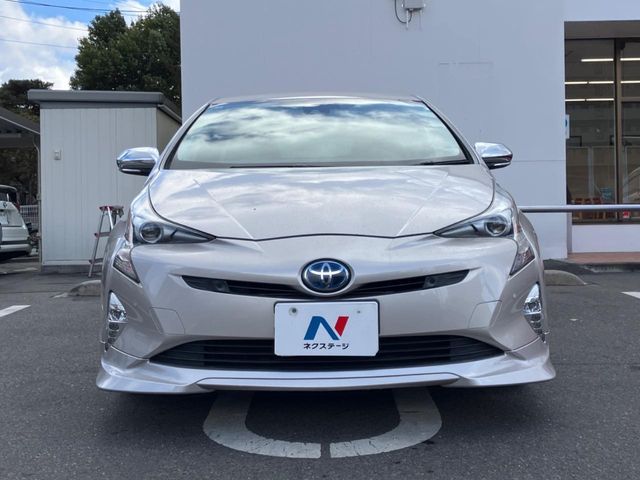 TOYOTA PRIUS 2017 Image 31