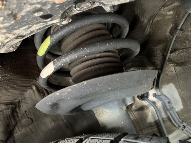 TOYOTA PRIUS 2017 Image 31