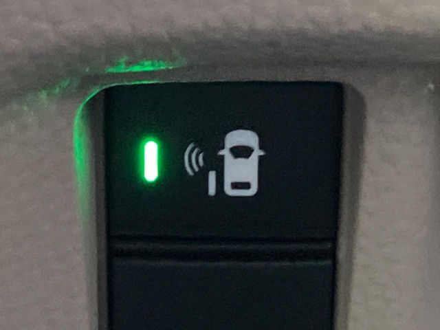 HONDA N BOX 2017 Image 31