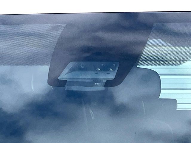 TOYOTA NOAH 2017 Image 31