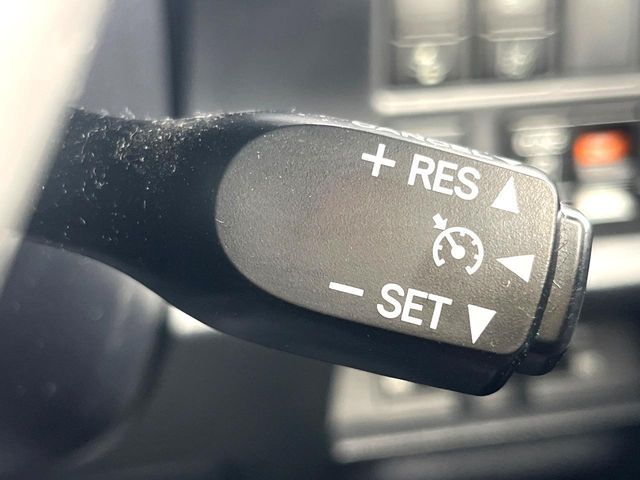 TOYOTA NOAH 2017 Image 31