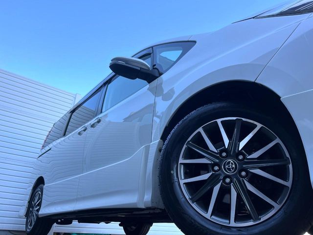 TOYOTA NOAH 2014 Image 31