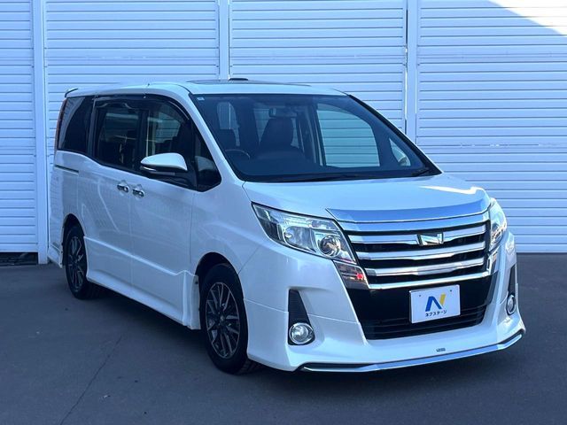 TOYOTA NOAH 2014 Image 31