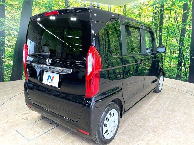 HONDA N BOX 2022 Image 31