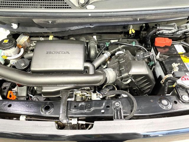 HONDA N BOX 2022 Image 31