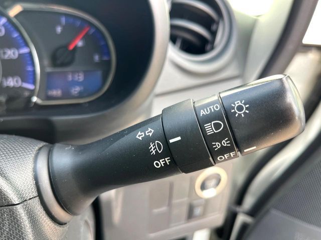 DAIHATSU MOVE CUSTOM 2013 Image 31