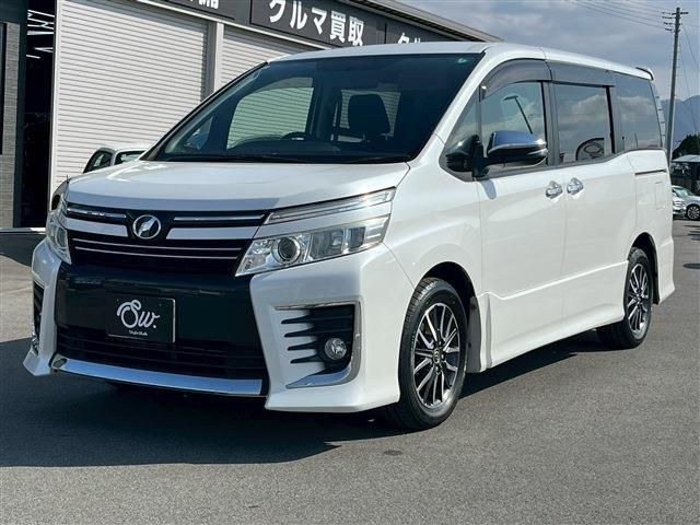 TOYOTA VOXY 2015 Image 31