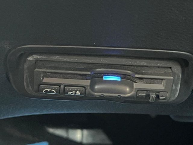 HONDA VEZEL HYBRID 2015 Image 31