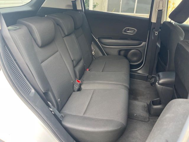 HONDA VEZEL HYBRID 2015 Image 31