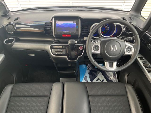 HONDA N BOX CUSTOM 2015 Image 31