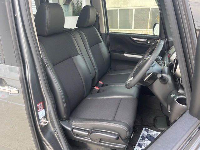 HONDA N BOX CUSTOM 2015 Image 31