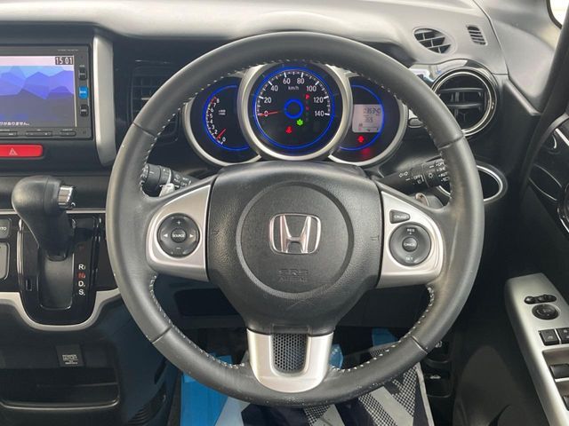 HONDA N BOX CUSTOM 2015 Image 31