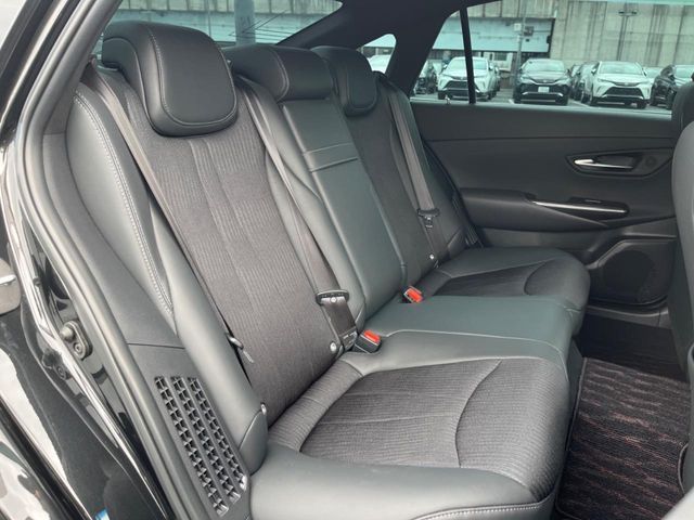 TOYOTA CROWN SEDAN HYBRID 2021 Image 31