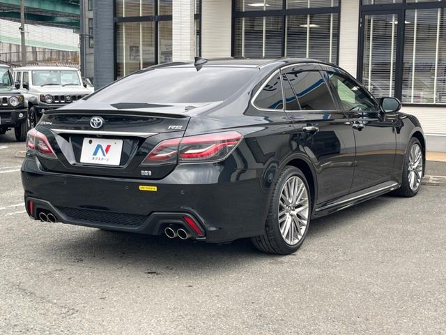 TOYOTA CROWN SEDAN HYBRID 2021 Image 31