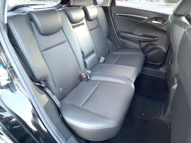 HONDA FIT HYBRID 2015 Image 31