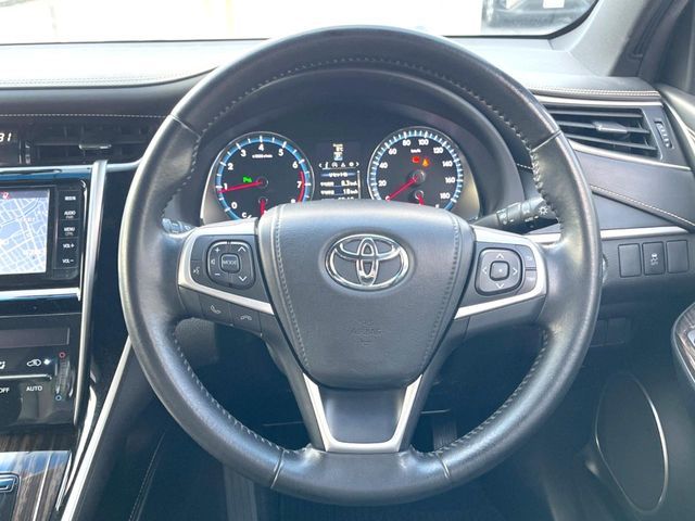 TOYOTA HARRIER 2WD 2014 Image 31