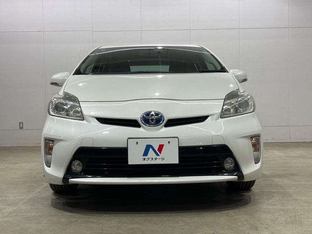 TOYOTA PRIUS 2012 Image 31