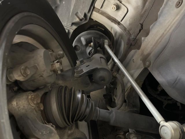 TOYOTA PRIUS 2012 Image 31